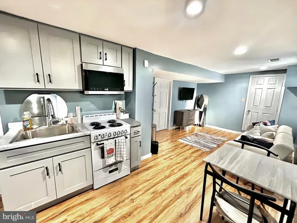 $1,200 | 421 Nova Avenue, Capitol Heights, MD 20743