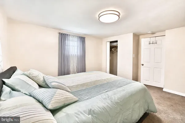 $1,200 | 421 Nova Avenue, Capitol Heights, MD 20743