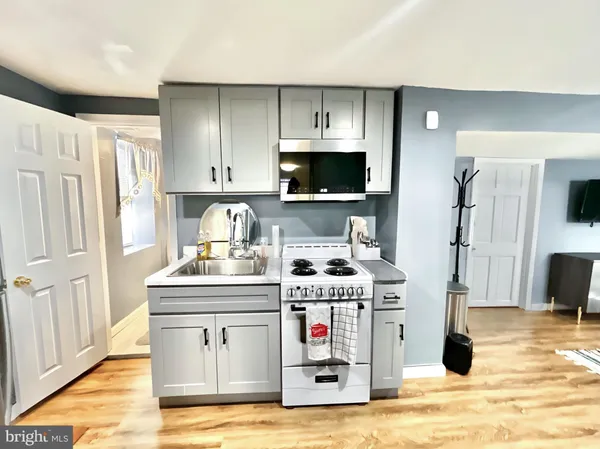 $1,200 | 421 Nova Avenue, Capitol Heights, MD 20743