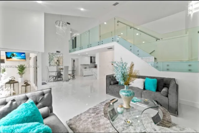 $6,500 | 20051 Northwest 64th Place, Hialeah, FL 33015