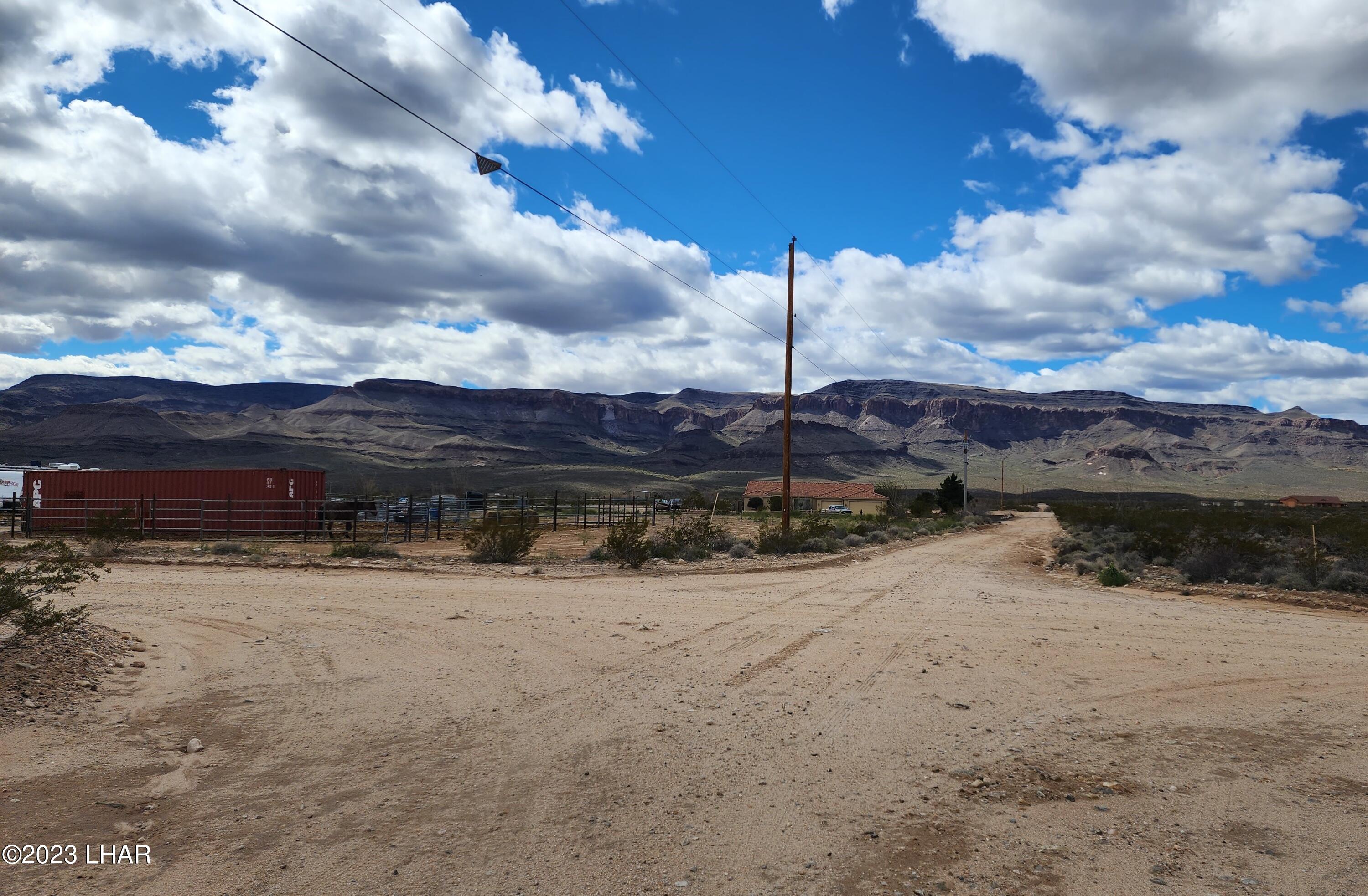 Lot 25 West Wilshire Road Yucca, AZ 86438 - Photo 8 of 28 Westward View from lot