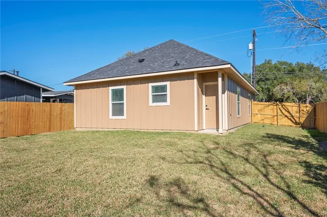 $244,900 | 1505 Red Oak Street, Bryan, TX 77803
