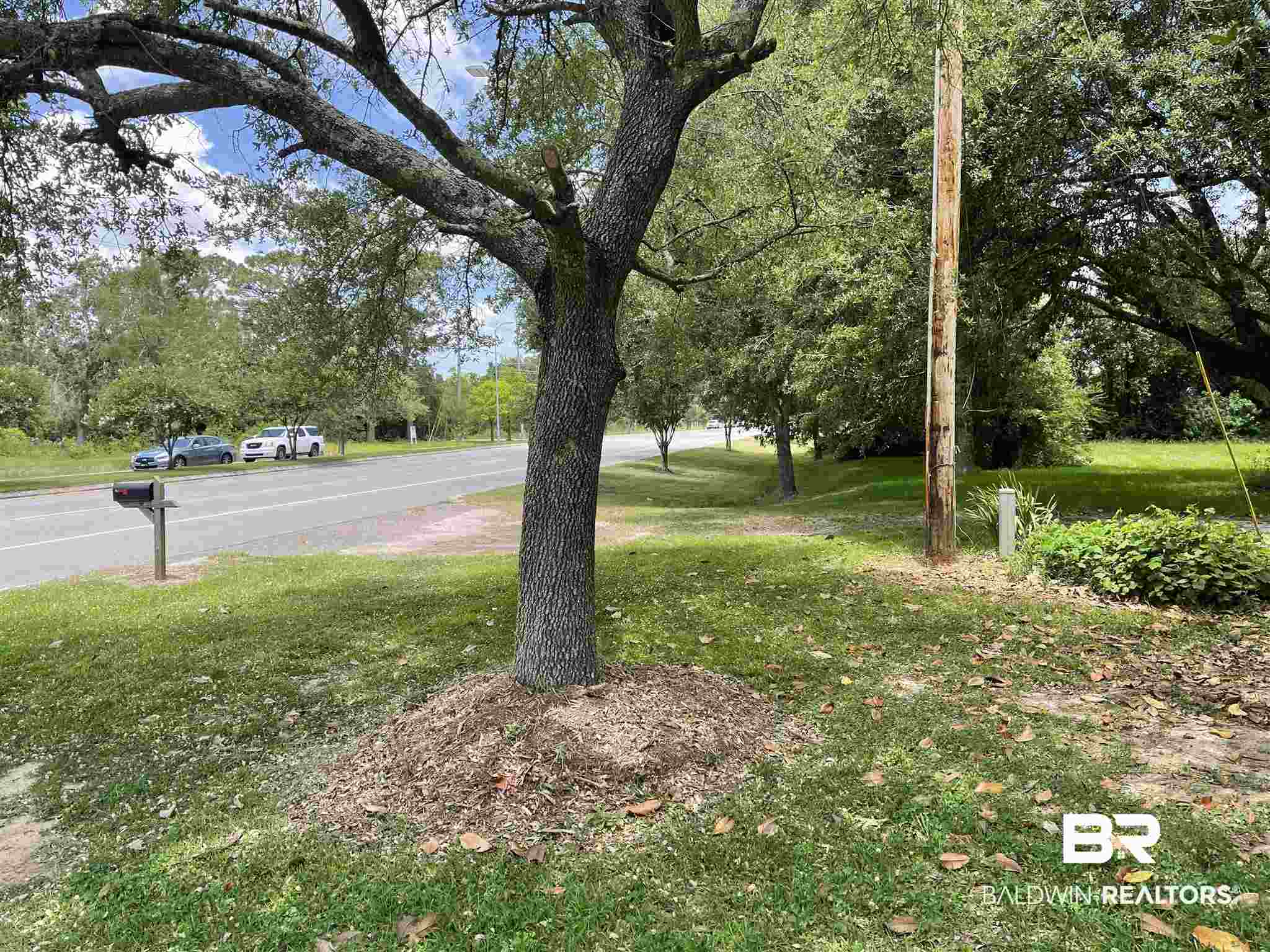 520 North Greeno Road Fairhope, AL 36532 - Photo 5 of 39 Gallery Image 5