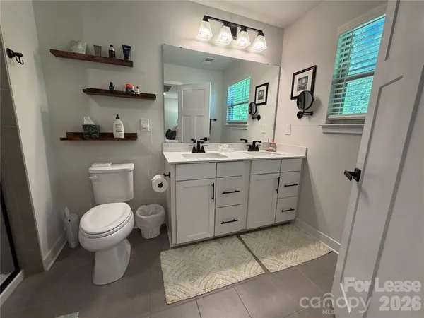 $2,700 | 163 Beacon Drive, Unit B, Mooresville, NC 28117