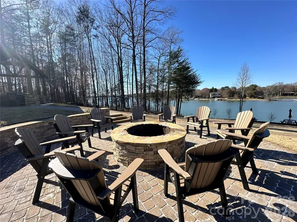 $2,700 | 163 Beacon Drive, Unit B, Mooresville, NC 28117