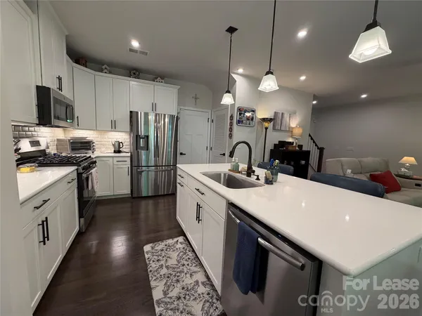 $2,700 | 163 Beacon Drive, Unit B, Mooresville, NC 28117