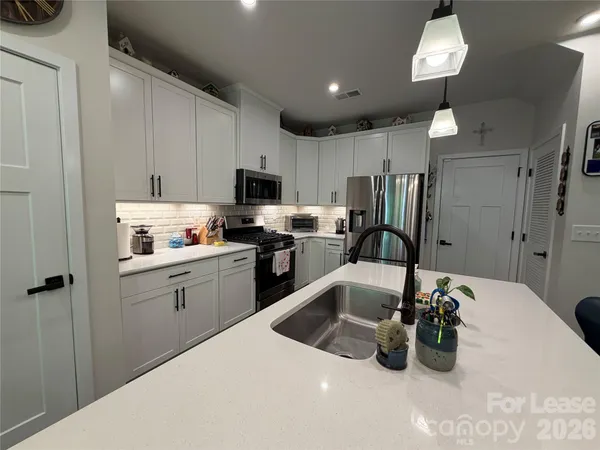 $2,700 | 163 Beacon Drive, Unit B, Mooresville, NC 28117