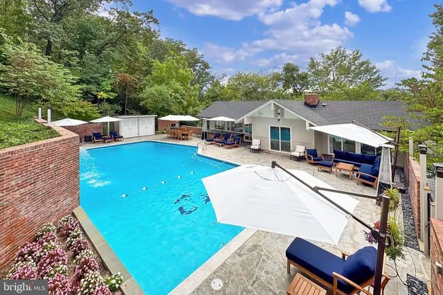 $4,850,000 | 1753 Army Navy Drive, Arlington, VA 22202