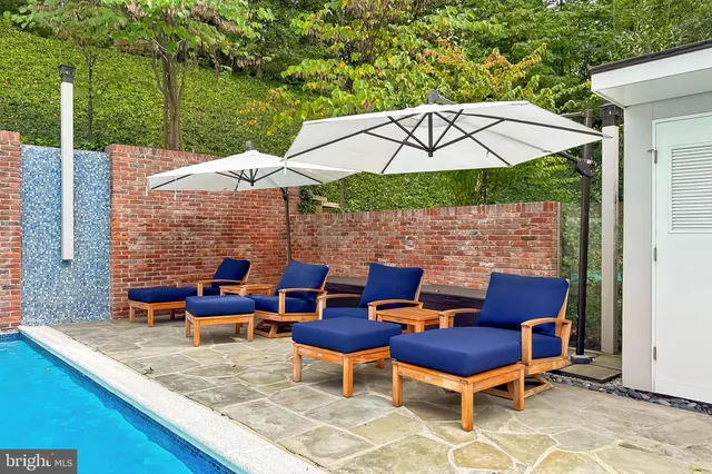 $4,850,000 | 1753 Army Navy Drive, Arlington, VA 22202