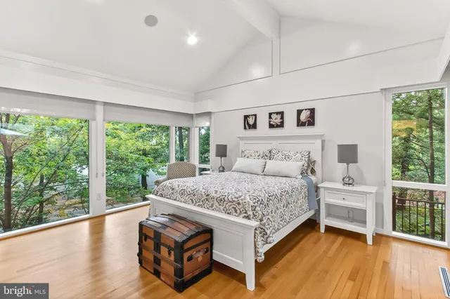 $4,850,000 | 1753 Army Navy Drive, Arlington, VA 22202