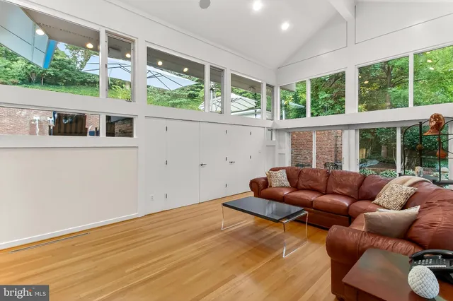 $4,850,000 | 1753 Army Navy Drive, Arlington, VA 22202