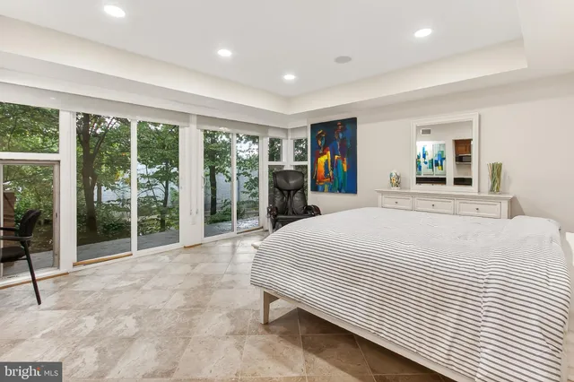 $4,850,000 | 1753 Army Navy Drive, Arlington, VA 22202