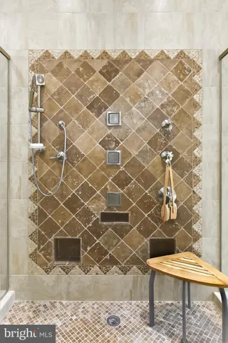 $4,850,000 | 1753 Army Navy Drive, Arlington, VA 22202