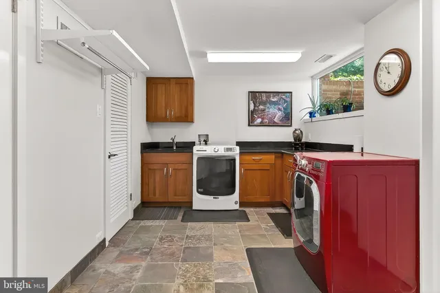 $4,850,000 | 1753 Army Navy Drive, Arlington, VA 22202