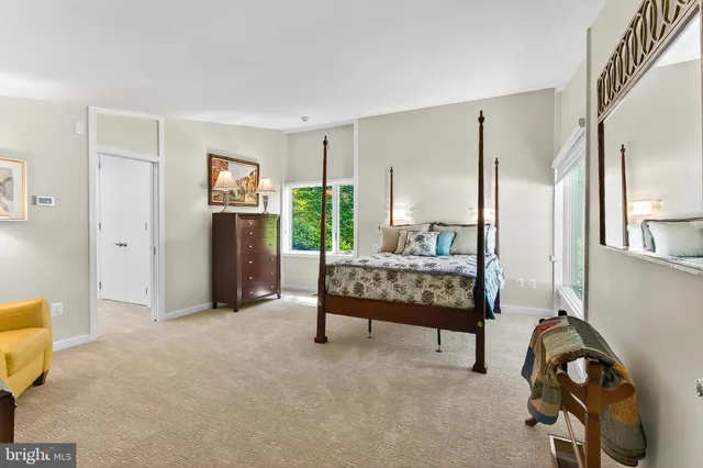 $4,850,000 | 1753 Army Navy Drive, Arlington, VA 22202