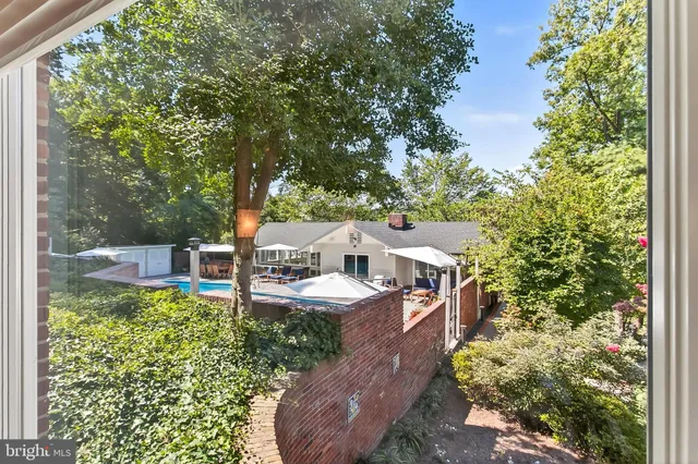 $4,850,000 | 1753 Army Navy Drive, Arlington, VA 22202