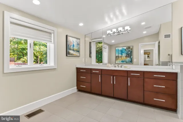 $4,850,000 | 1753 Army Navy Drive, Arlington, VA 22202