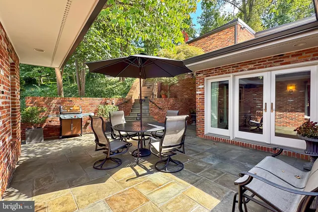 $4,850,000 | 1753 Army Navy Drive, Arlington, VA 22202