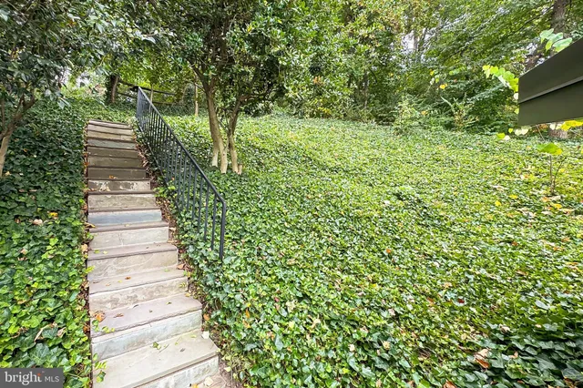 $4,850,000 | 1753 Army Navy Drive, Arlington, VA 22202