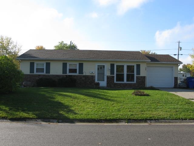 104 South Ivy Lane Butler, IN 46721 - Photo 1 of 12