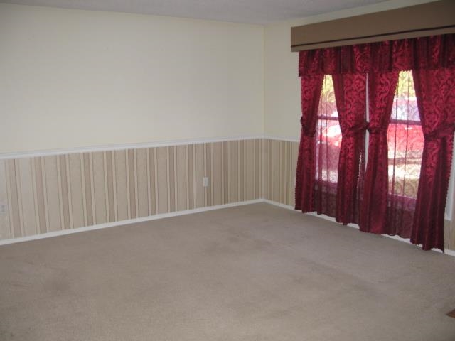 104 South Ivy Lane Butler, IN 46721 - Photo 4 of 12