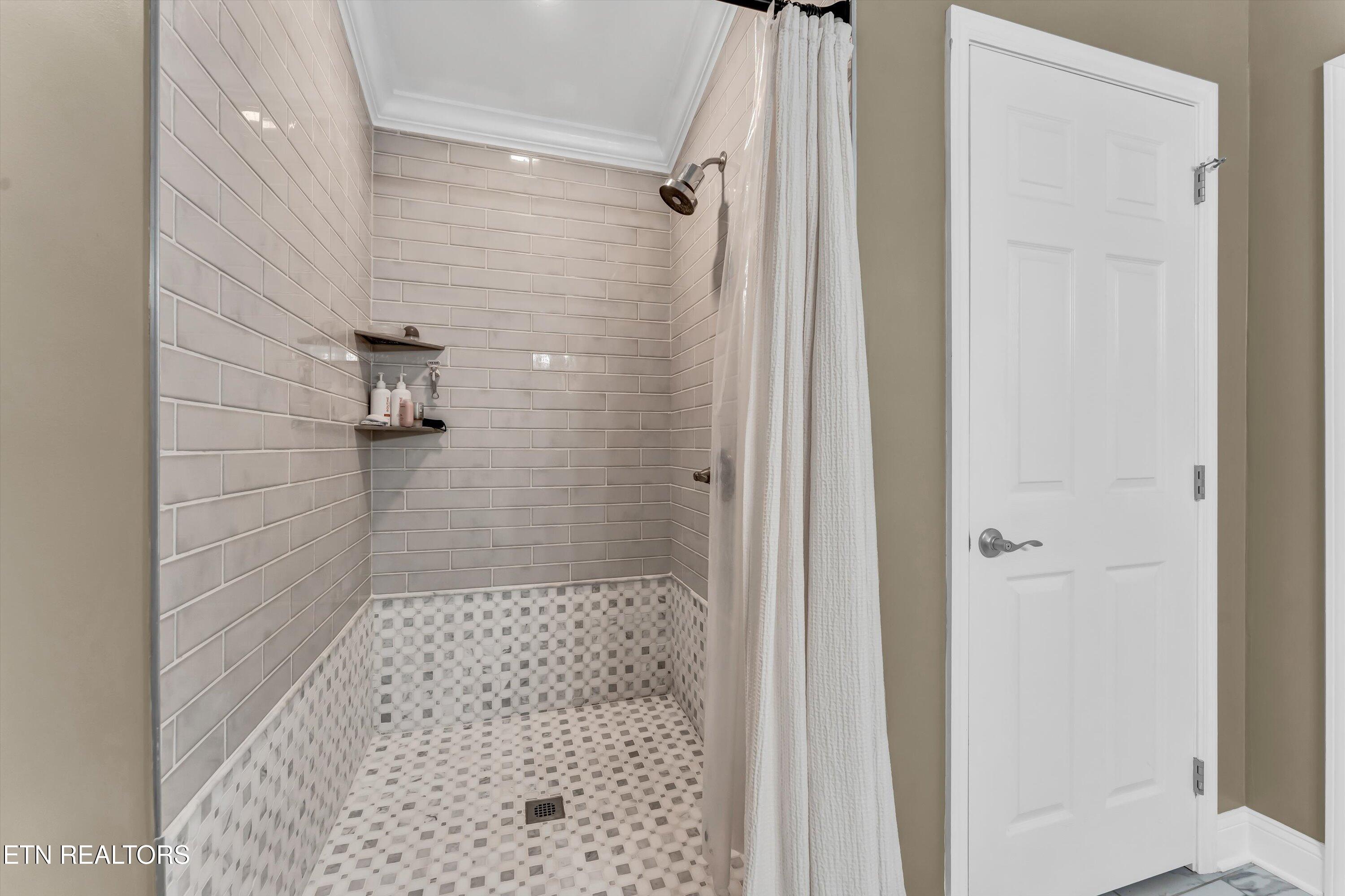 1210 Rowe Street New Tazewell, TN 37825 - Photo 17 of 31 21-1210 Rowe St-21