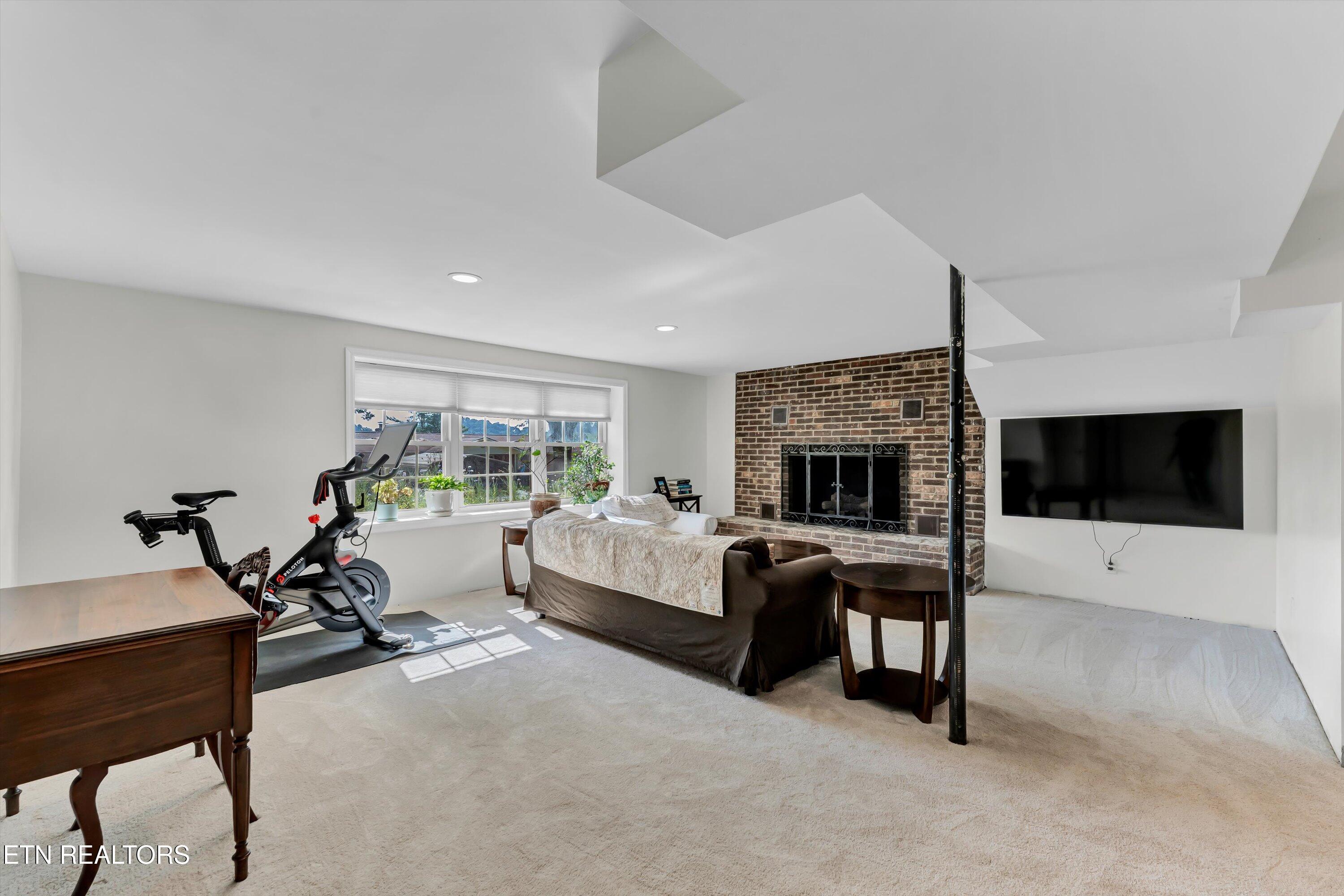 1210 Rowe Street New Tazewell, TN 37825 - Photo 22 of 31 23-1210 Rowe St-23