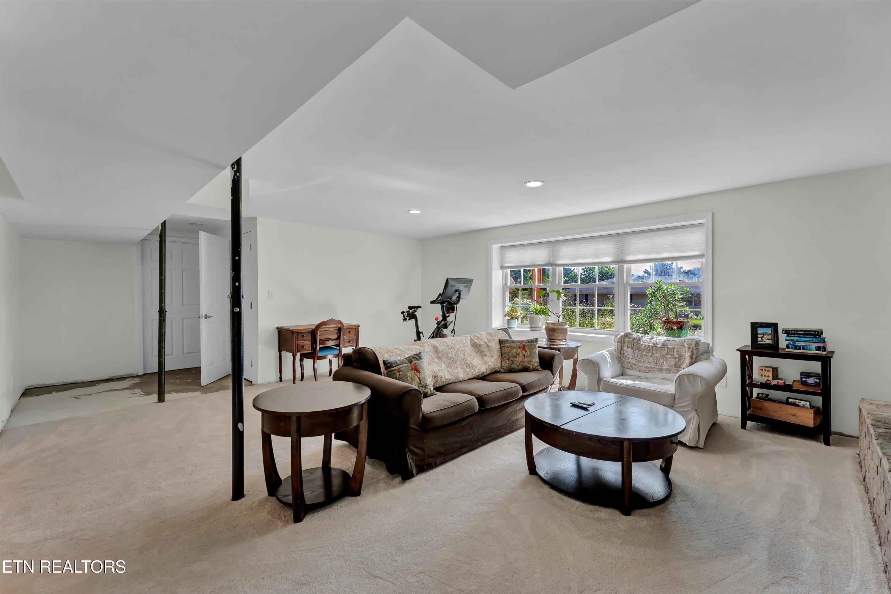 1210 Rowe Street New Tazewell, TN 37825 - Photo 24 of 31 25-1210 Rowe St-25