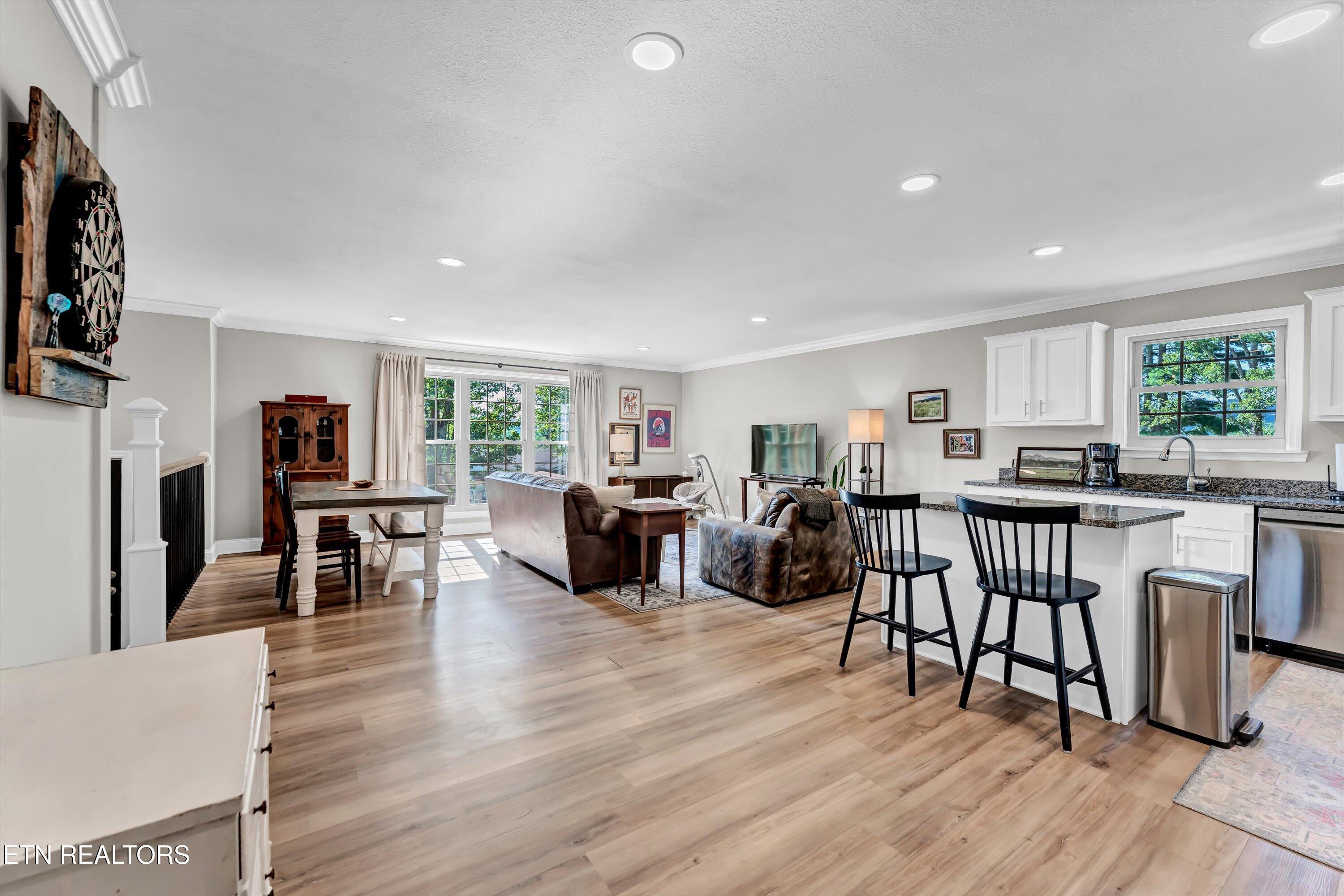 1210 Rowe Street New Tazewell, TN 37825 - Photo 6 of 31 07-1210 Rowe St-7