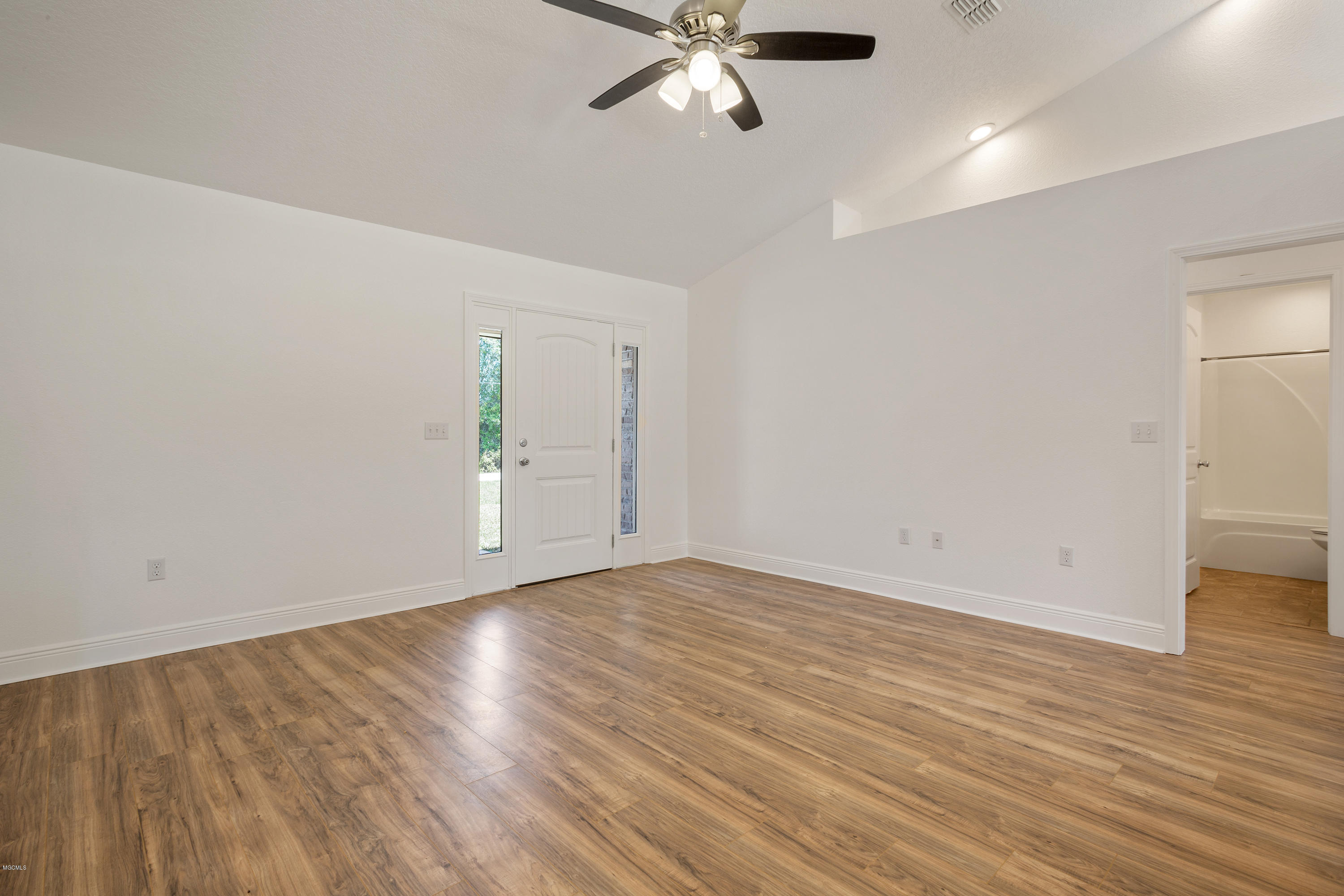 21029 West Wortham Road Saucier, MS 39574 - Photo 3 of 26 0003