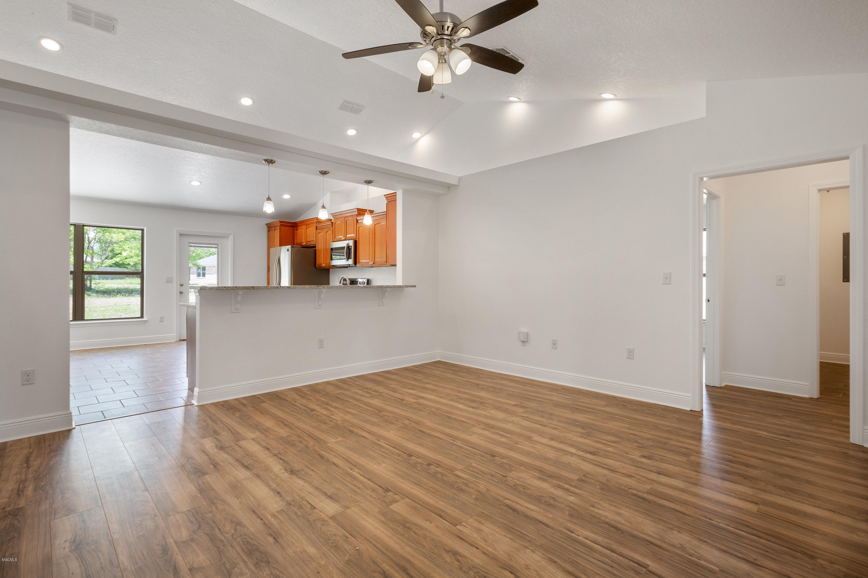21029 West Wortham Road Saucier, MS 39574 - Photo 4 of 26 0004