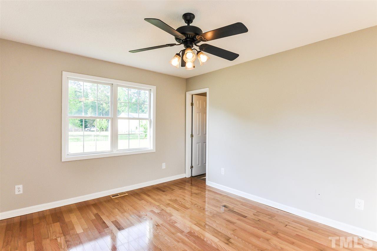 231 Old Murphy Road Zebulon, NC 27597 - Photo 13 of 25 Gallery Image 13
