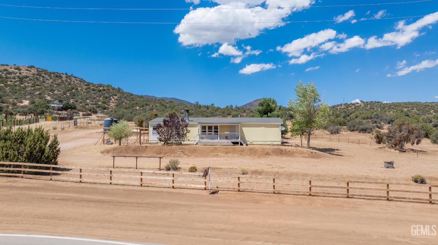 Undisclosed Address Tehachapi, CA 93561 - Photo 2 of 33 Gallery Image 2
