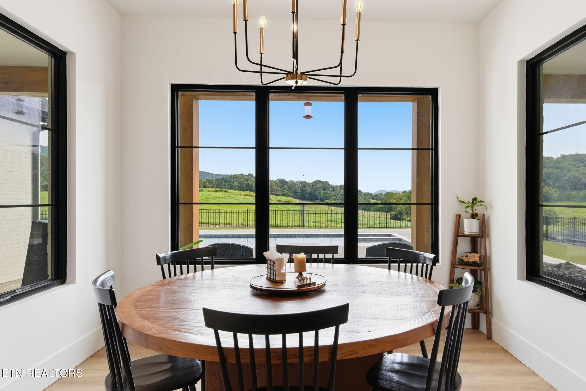 363 Zachary Road Blaine, TN 37709 - Photo 15 of 59 22-web-or-mls-Zchry363 (8)_pt