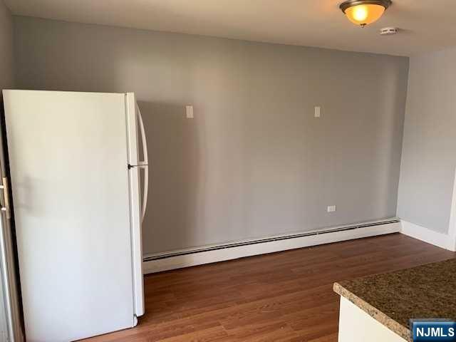 214 William Street Harrison, NJ 07029 - Photo 15 of 37