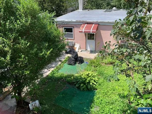 $925,000 | 214 William Street, Harrison, NJ 07029