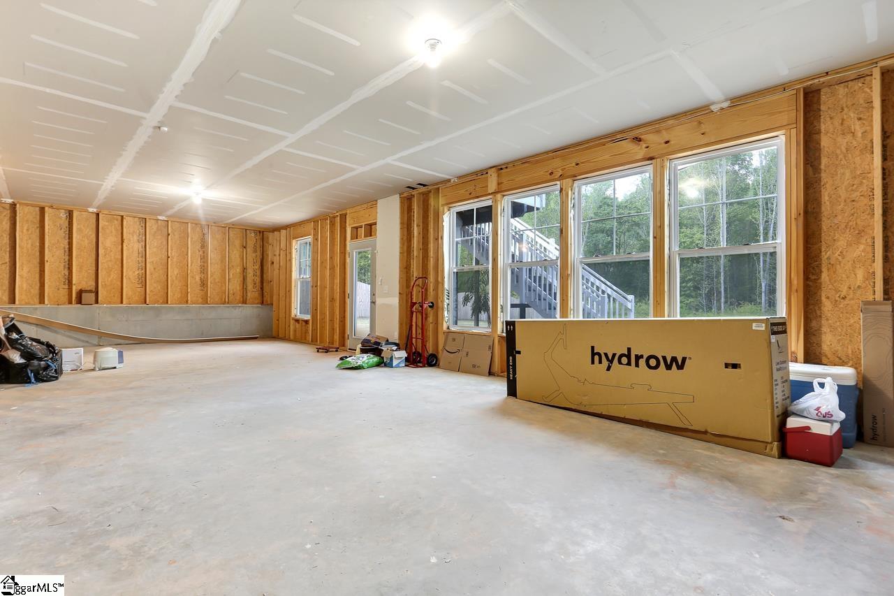 305 Wildflower Road Easley, SC 29642 - Photo 8 of 35