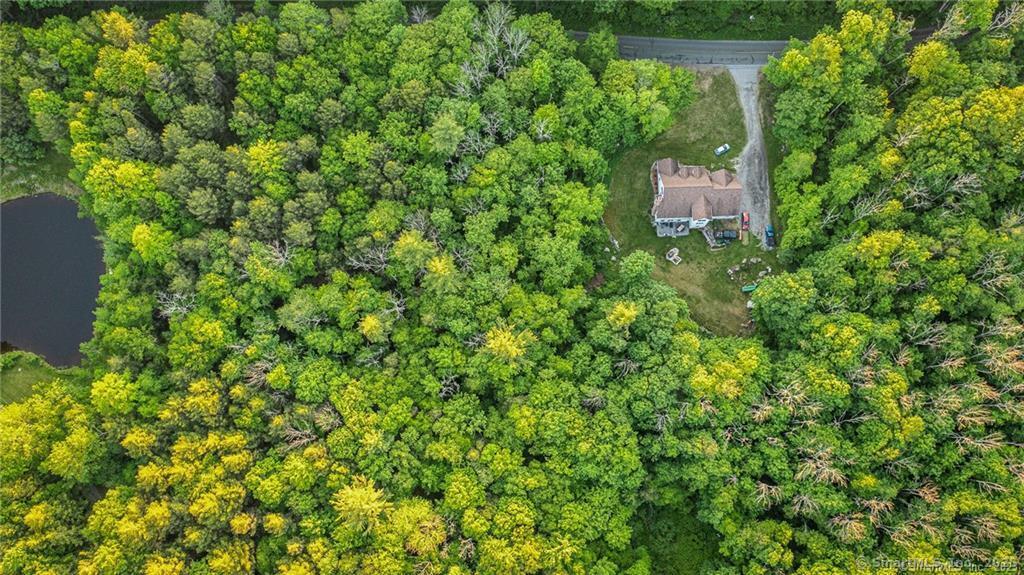 408 A Niles Road New Hartford, CT 06057 - Photo 3 of 5