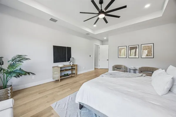 $1,090,000 | 2415 Valley View Drive, Cedar Hill, TX 75104