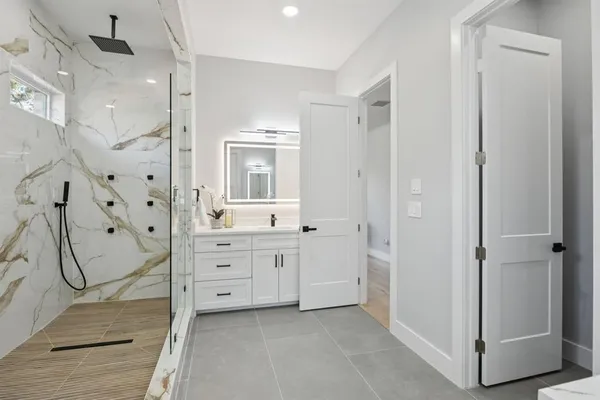 $1,090,000 | 2415 Valley View Drive, Cedar Hill, TX 75104