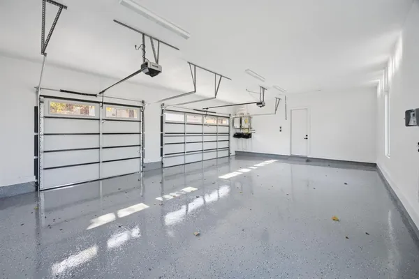 $1,090,000 | 2415 Valley View Drive, Cedar Hill, TX 75104