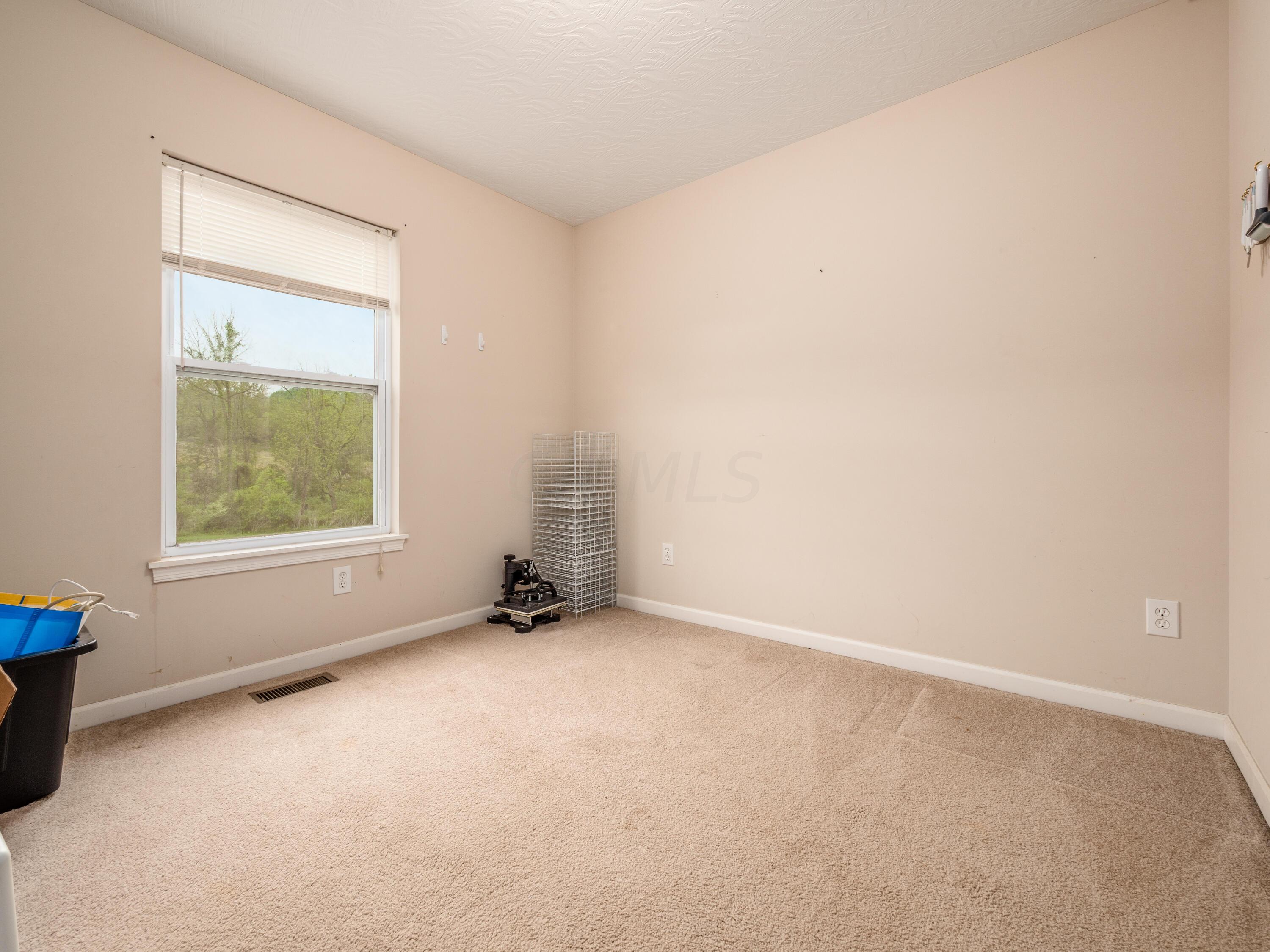 12296 Flint Ridge Road Heath, OH 43056 - Photo 13 of 36 16-z 12296 Flint Ridge011