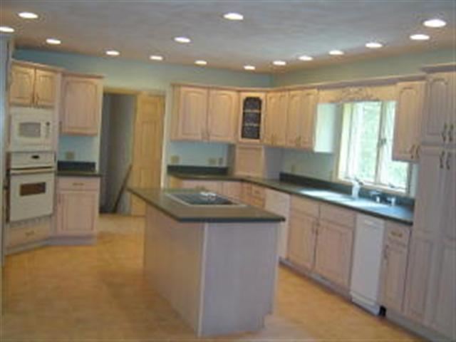 2220 Hickory Hills Road Muscatine, IA 52761 - Photo 2 of 4