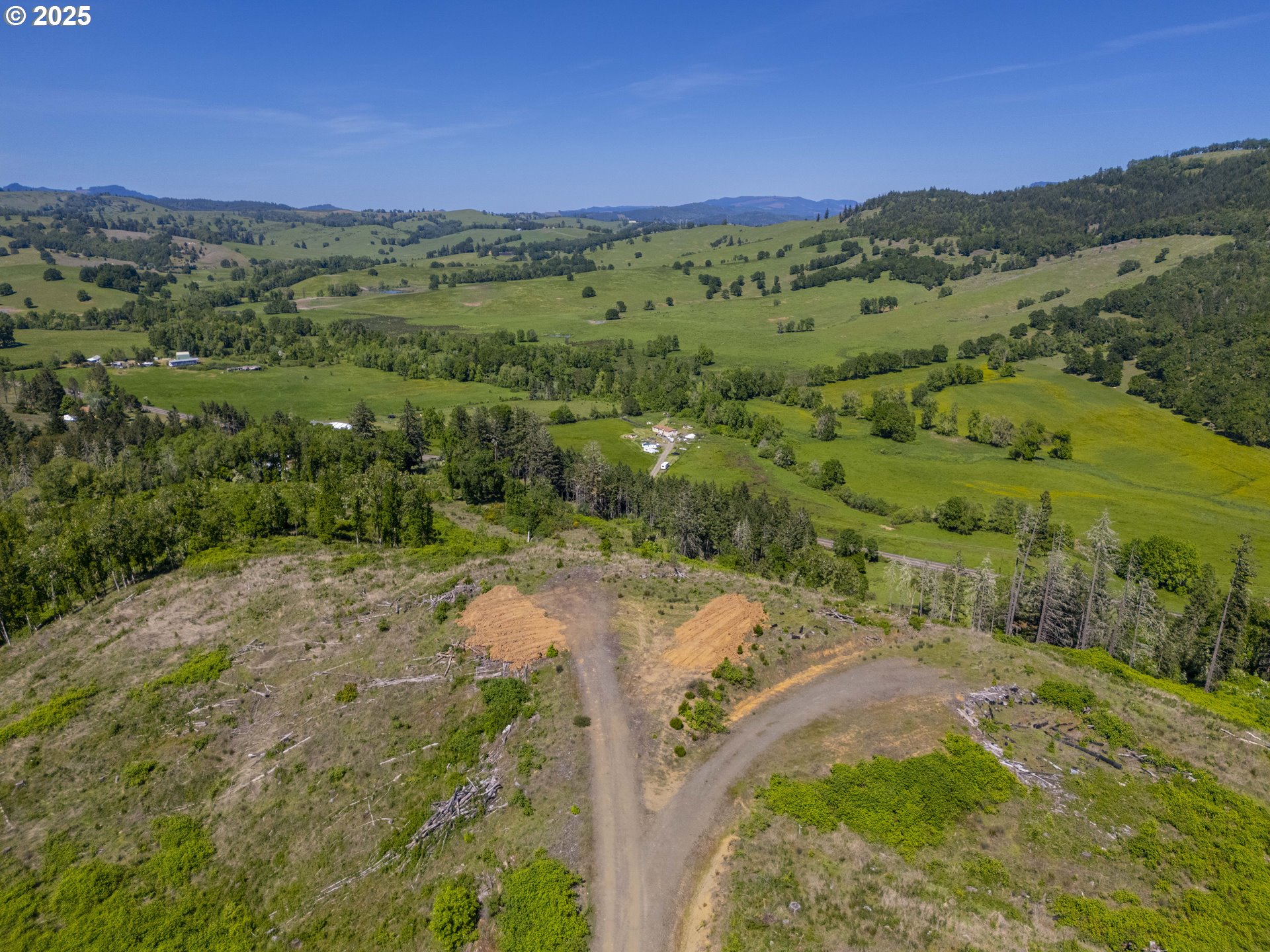 Green Valley Road Oakland, OR 97462 - Photo 5 of 21 Gallery Image 5