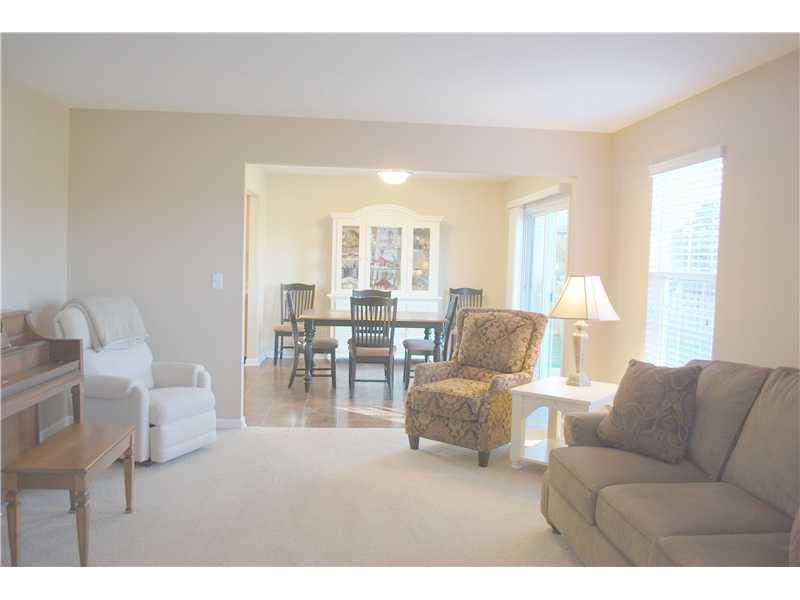 10486 Silver Ridge Circle Fishers, IN 46250 - Photo 7 of 24 Gallery Image 7