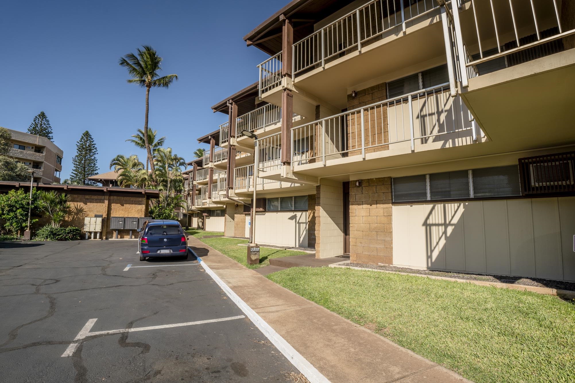 1002 South Kihei Road, Unit 114 Kihei, HI 96753 - Photo 41 of 50 a view of a house with a patio