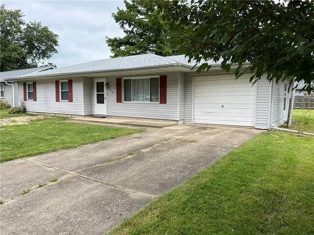 $111,000 | 102 West Mt Vernon Avenue, Effingham, IL 62401