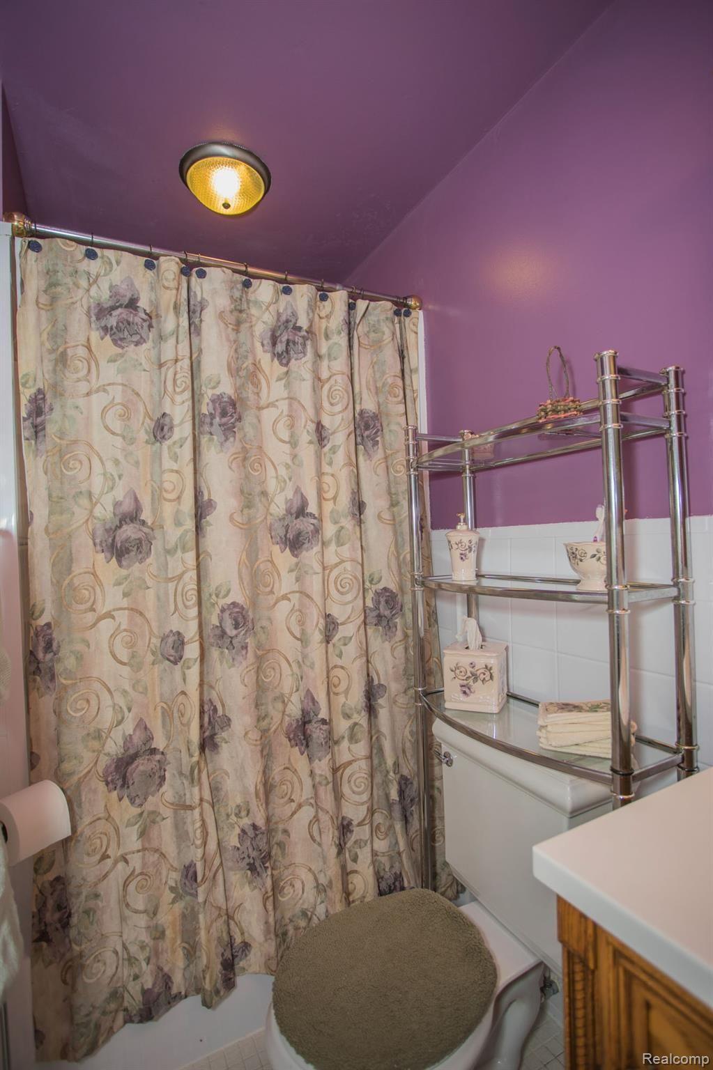 1845 North Hacker Road Howell, MI 48843 - Photo 18 of 34 1845-n-hacker-00108.jpg