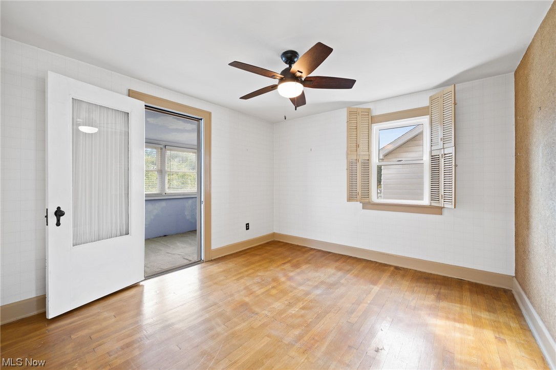 2301 Ralph Avenue Cleveland, OH 44109 - Photo 16 of 23 Gallery Image 16