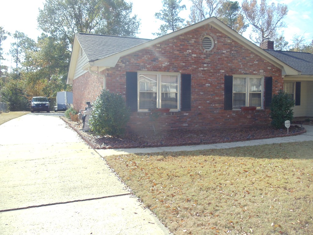 5836 Old Dominion Road Columbus, GA 31909 - Photo 3 of 26 Gallery Image 3